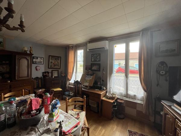 Maison à vendre |                                       Châteaumeillant |                                        3 pièces  |  65 m²