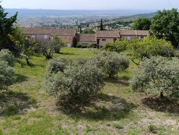 Magnifique terrain 1840 m2 vue panoramique !