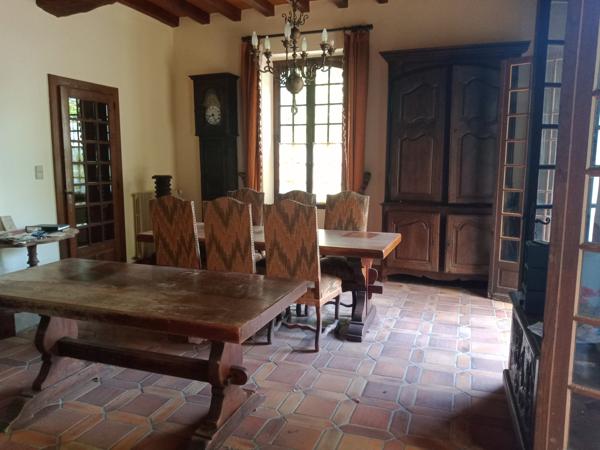 Maison
         7 pièces
        - 217 m² 225 000 € *