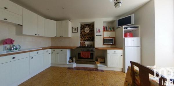 Maison à vendre 6 pièces 181 m² Chabanais