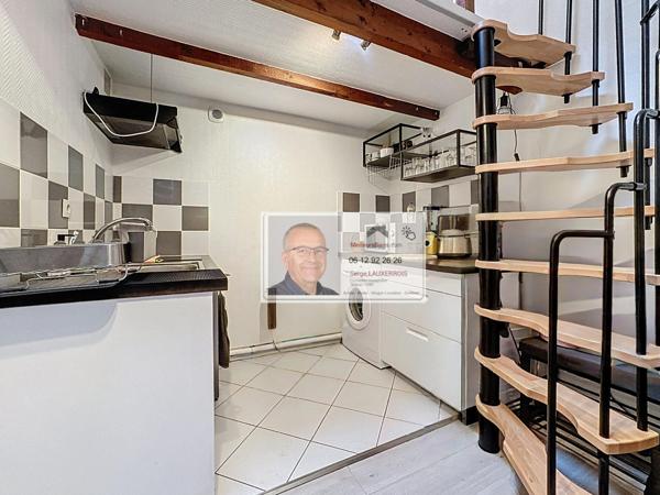 Studio indépendant à louer à 10 min' du Métro Anatole France