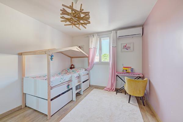 Maison 135m2 entièrement climatisée, secteur Raspail.
