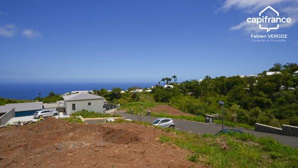 Parcelle viabilisée à la Montagne : 1237m² à 219 088€ - Saint Denis (974)