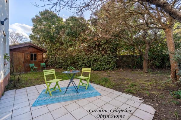 Grand T2 de 52m², terrasse, jardin, parking privatif