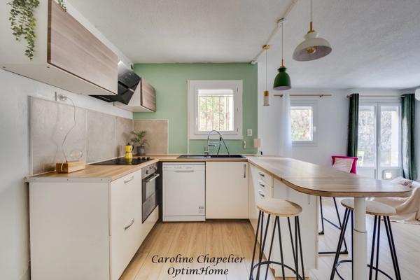 Grand T2 de 52m², terrasse, jardin, parking privatif