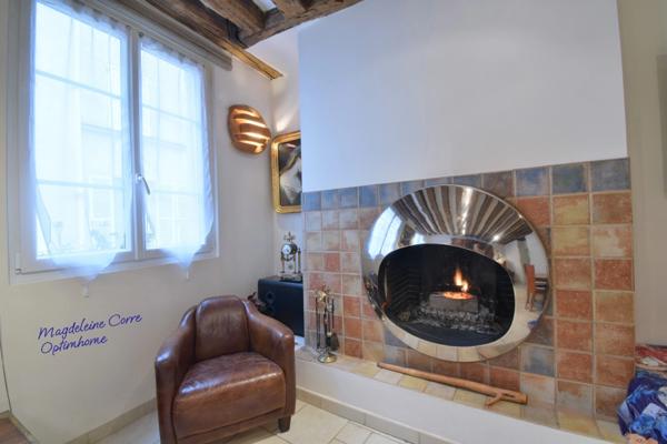 Charme et élégance au cœur d’Arts et Métiers – 3 pièces avec cheminée