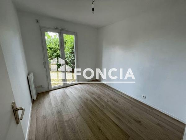 Location Appartement 2 pièces 37.89 m² - 14-16-18 RUE RENE CASSIN La Roche Sur Yon 85000