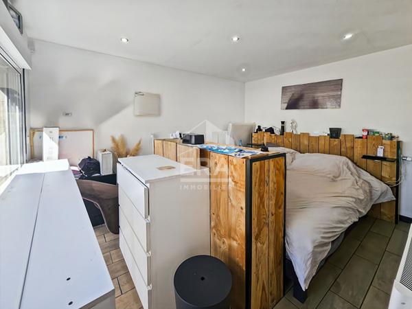 Les Pennes Mirabeau  - Maison T4 + Dressing + buanderie sur parcelle de 1000m2