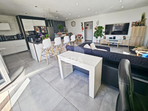 Les Pennes Mirabeau  - Maison T4 + Dressing + buanderie sur parcelle de 1000m2