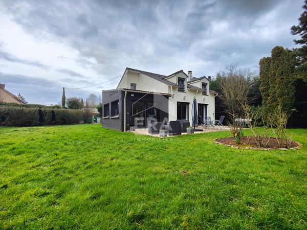 Maison Les Alluets Le Roi 9 pièce(s) 160 m2 sur 1600m2 de terrain