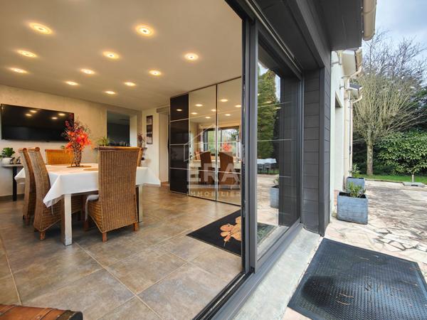 Maison Les Alluets Le Roi 9 pièce(s) 160 m2 sur 1600m2 de terrain