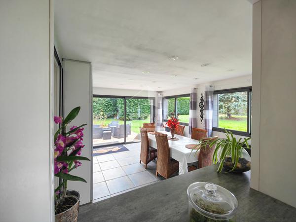 Maison Les Alluets Le Roi 9 pièce(s) 160 m2 sur 1600m2 de terrain