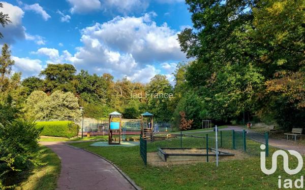 Appartement 5 pièces de 112 m² à Vaucresson (92420)