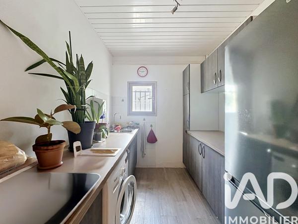 Maison à vendre 5 pièces 118 m² Châteauneuf-de-Gadagne