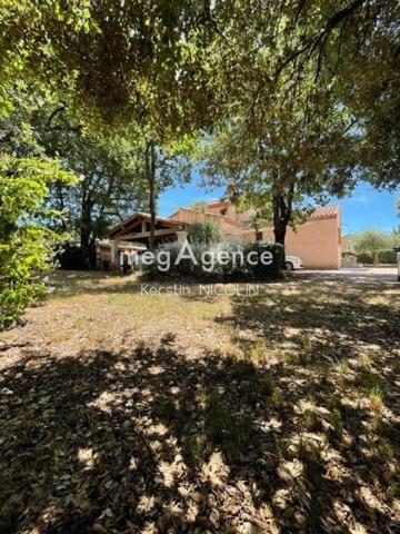 Maison à BRIGNOLES, 83170 - 5 pièces 131m²