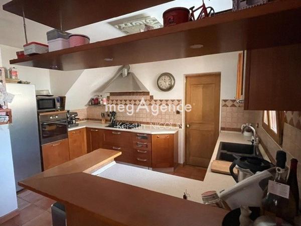 Maison à BRIGNOLES, 83170 - 5 pièces 131m²