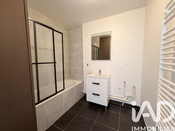 Appartement à vendre 3 pièces 57 m² Villeneuve-Saint-Denis