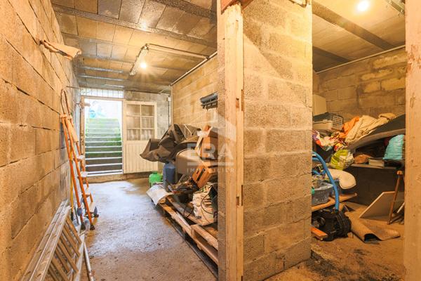 Grande maison avec piscine et potentiel locatif