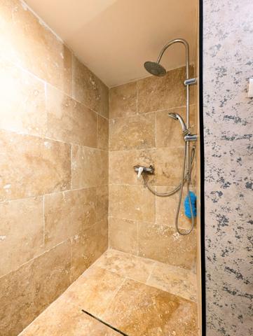 Aubagne (13400) Maison familiale de qualité sur un terrain plat et arboré