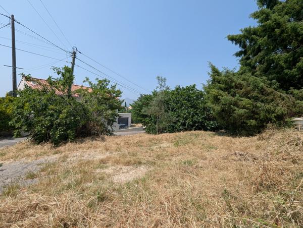 Aubagne (13400) Maison familiale de qualité sur un terrain plat et arboré