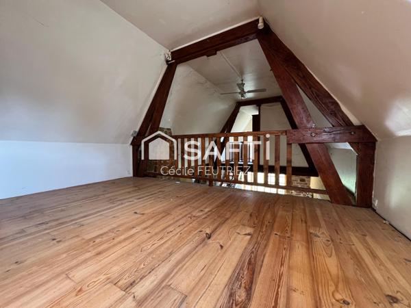 Maison isolée avec dépendance à rénover