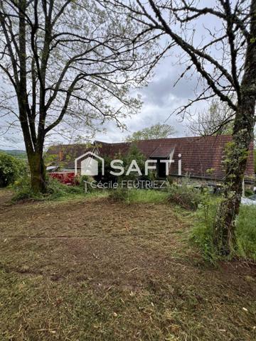 Maison isolée avec dépendance à rénover