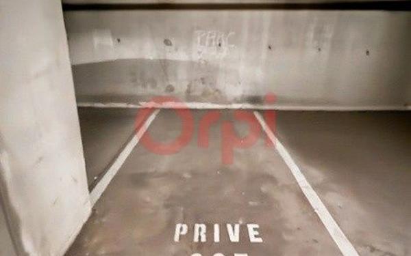 Stationnement à vendre    12 m2 Lyon 3