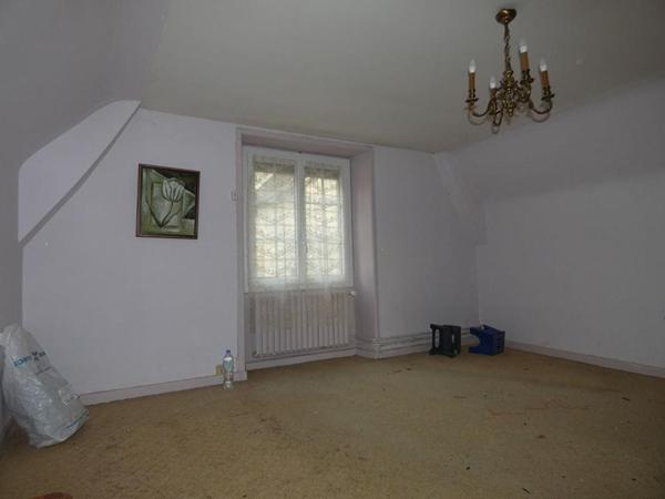 Maison 102 m2 / 3 chambres / grange / jardin