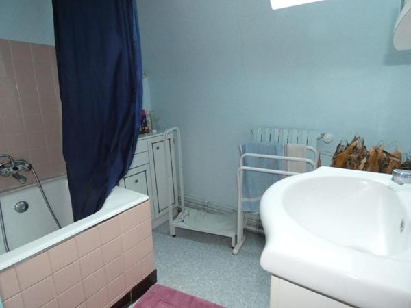 Maison 102 m2 / 3 chambres / grange / jardin
