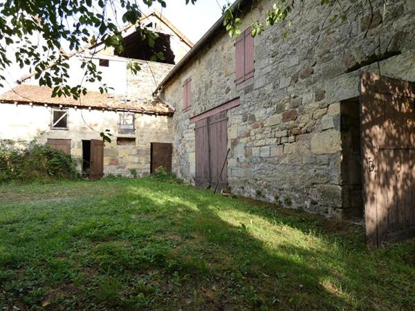 Maison 102 m2 / 3 chambres / grange / jardin