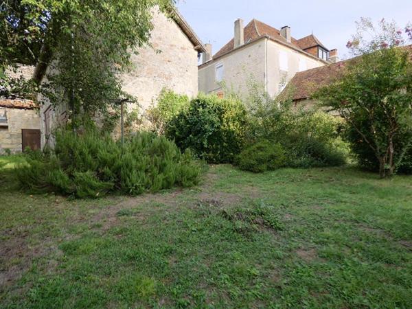 Maison 102 m2 / 3 chambres / grange / jardin
