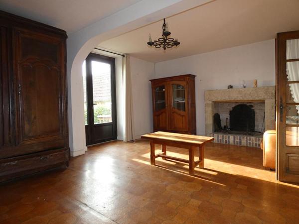 Maison 102 m2 / 3 chambres / grange / jardin