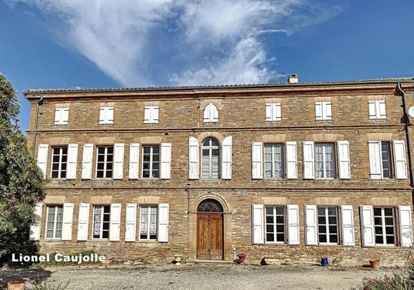 Maison de maître 375 m2 et dépendance à Rabastens