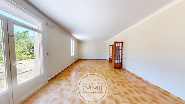 Maison 8 pièce(s) 6 chambre(s) 245 m²