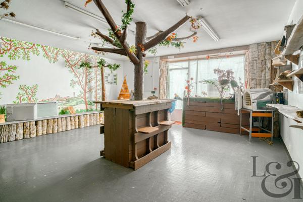 Immeuble 210 m² à Monclar