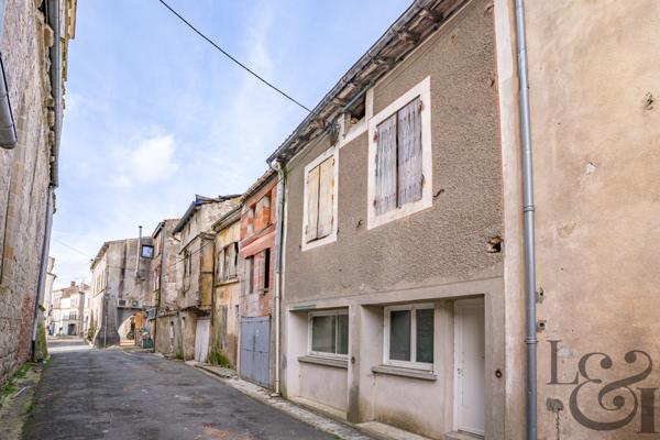 Immeuble 210 m² à Monclar