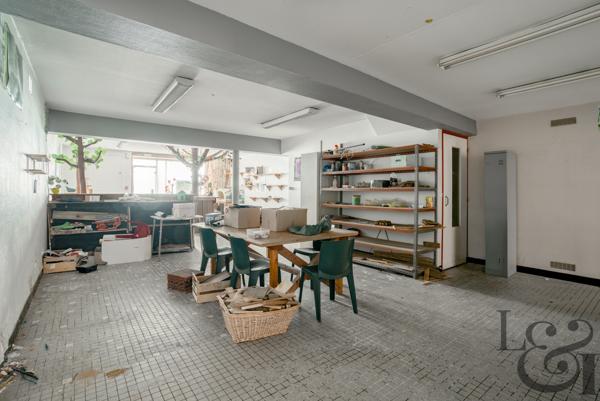 Immeuble 210 m² à Monclar