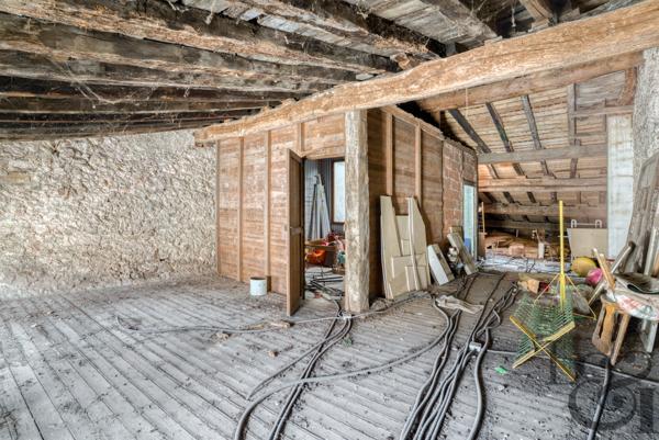 Immeuble 210 m² à Monclar