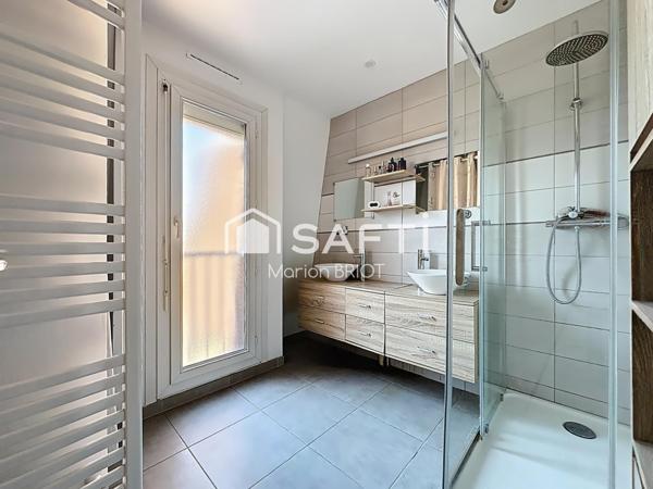 Maison familiale proche écoles, gare