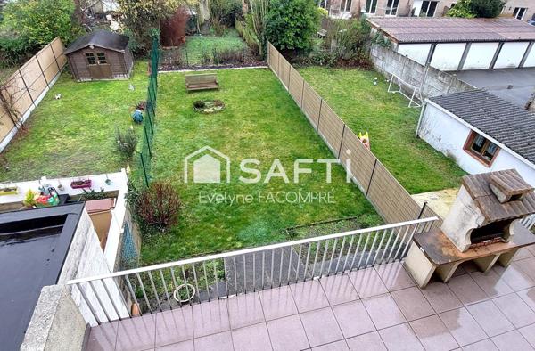 Maison de ville individuelle - Ste Germaine