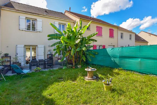 Maison récente à Guignes