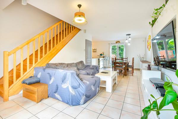 Maison récente à Guignes