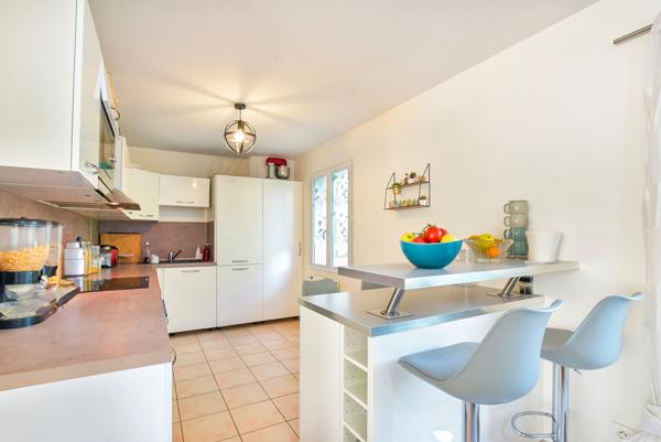 Maison récente à Guignes