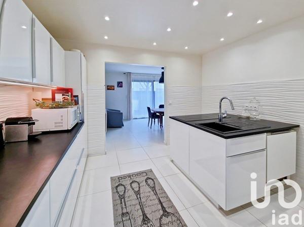 Maison de ville 5 pièces de 124 m² à Suresnes (92150)