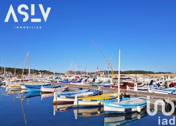 Maison traditionnelle 6 pièces de 140 m² à Six-Fours-les-Plages (83140)