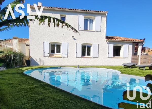 Maison traditionnelle 6 pièces de 140 m² à Six-Fours-les-Plages (83140)