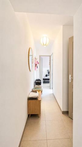 Immeuble de rapport  -  6 appartements loués