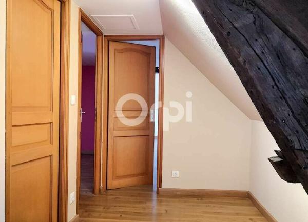 Appartement à louer    4 pièces • 97,22 m2 Orléans