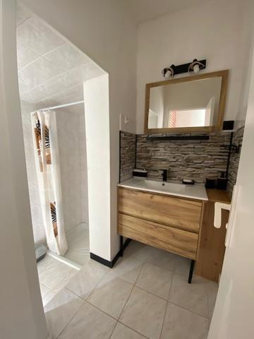 SAINT-BRIEUC - CHARMANTE MAISON RENOVEE !