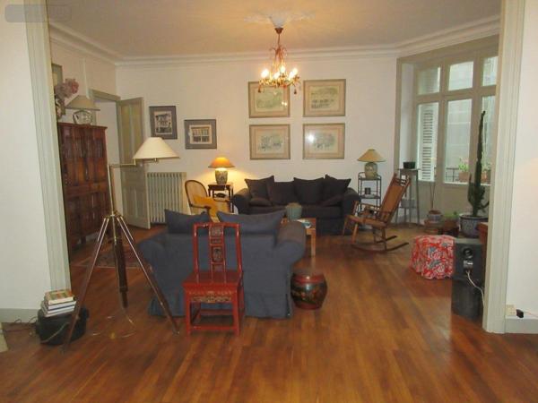 Appartement à vendre à Vannes dans le Morbihan (56000), ref : 56077-867   
Centre-Ville